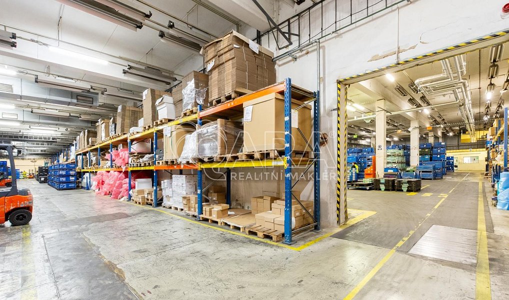 Pronájem výrobních prostor 3 025 m², Písek – náhled fotky 3
