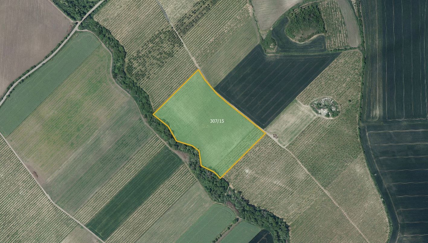 Prodej pole 42 369 m²