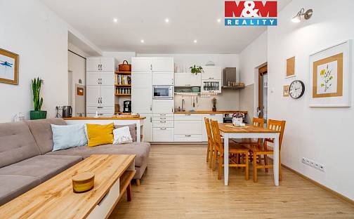 Prodej bytu 3+kk 72 m², Bozděchova, Hradec Králové - Pražské Předměstí