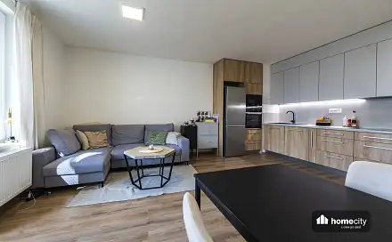 Pronájem bytu 2+kk 53 m², Východní, Pardubice - Pardubičky