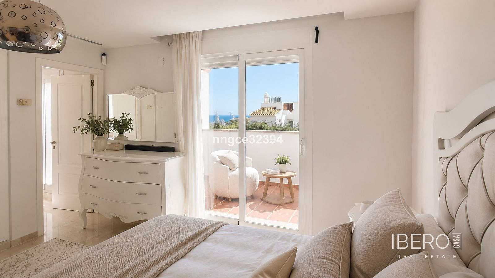 4+kk Apartment in Marbella, Nueva Andalucía - Vista 4