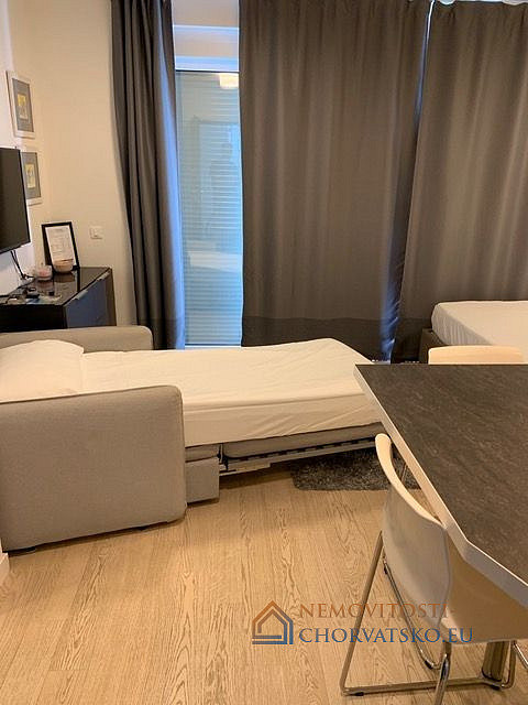 Pronájem bytu 1+kk 37 m² - Więcej