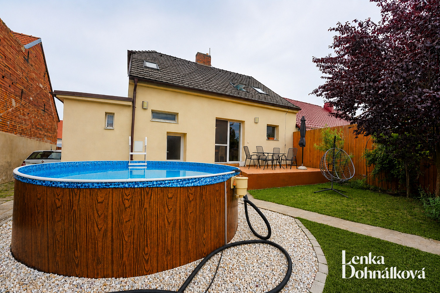 Prodej domu 249 m² s pozemkem 588 m²
