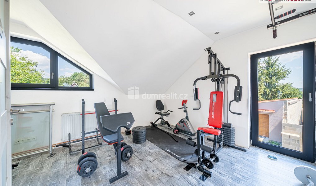 Prodej domu 159 m² s pozemkem 1 060 m², Záluží – náhled fotky 10