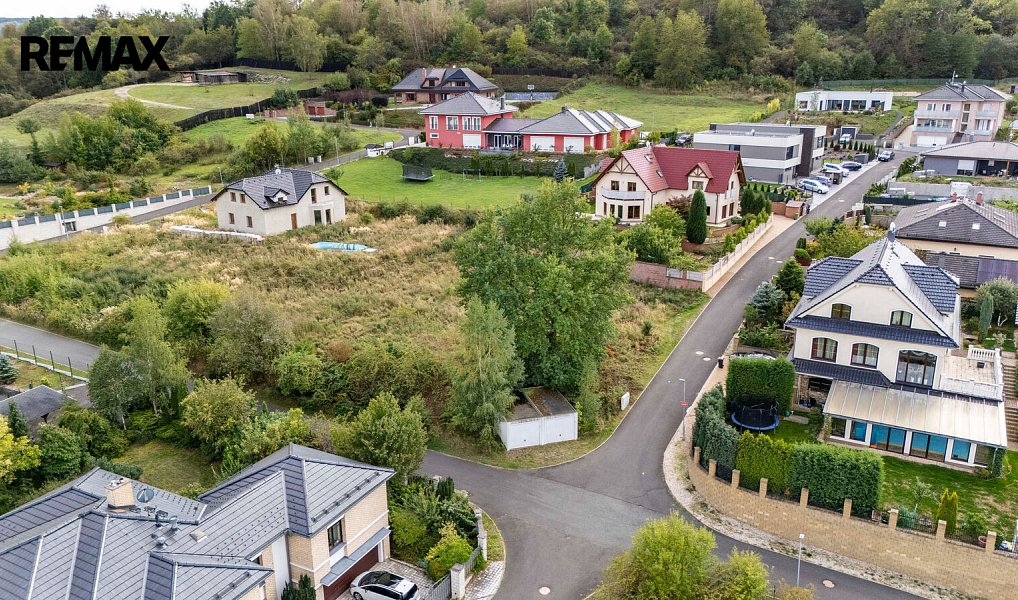 Prodej stavebního pozemku 1 432 m², Jenišov – náhled fotky 14