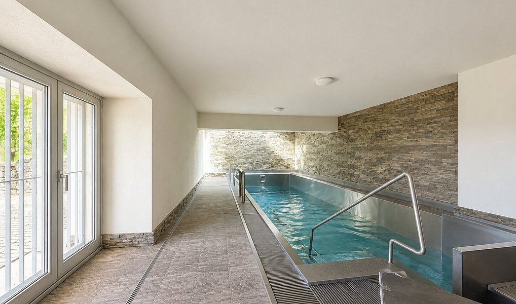 Pronájem domu 1 200 m² s pozemkem 3 532 m², Praha – náhled fotky 17