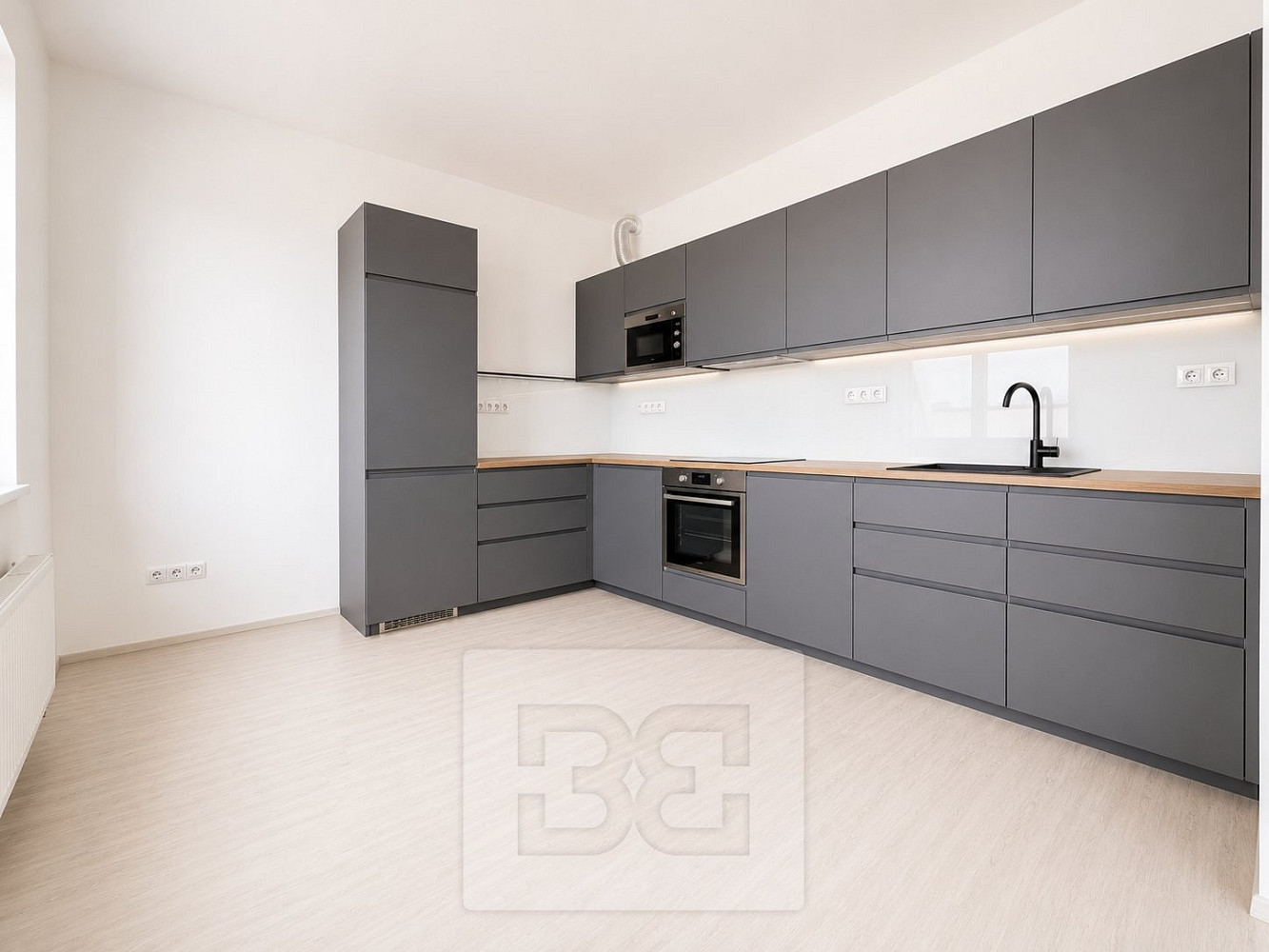 Appartament ta' 2 kamra, 90 m²