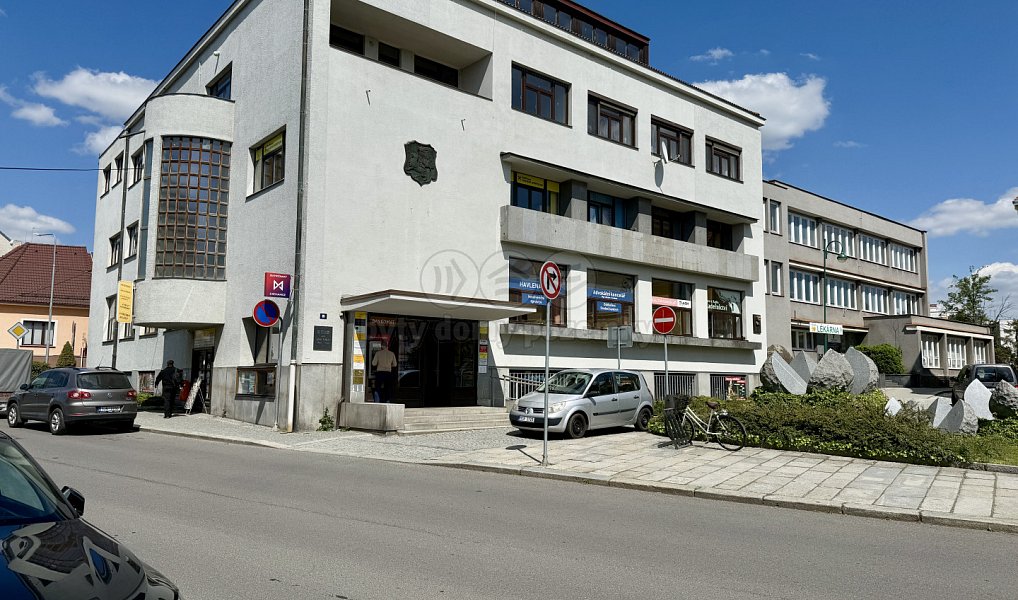 Pronájem kanceláře 120 m², Blatná – náhled fotky 10