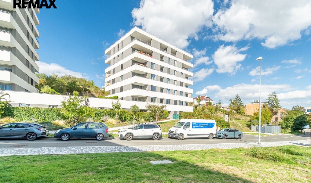 Prodej bytu 2+kk 60 m², Praha – náhled fotky 19
