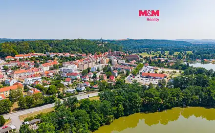Prodej bytu 3+1 66 m², Nerudova, Hluboká nad Vltavou, okres České Budějovice