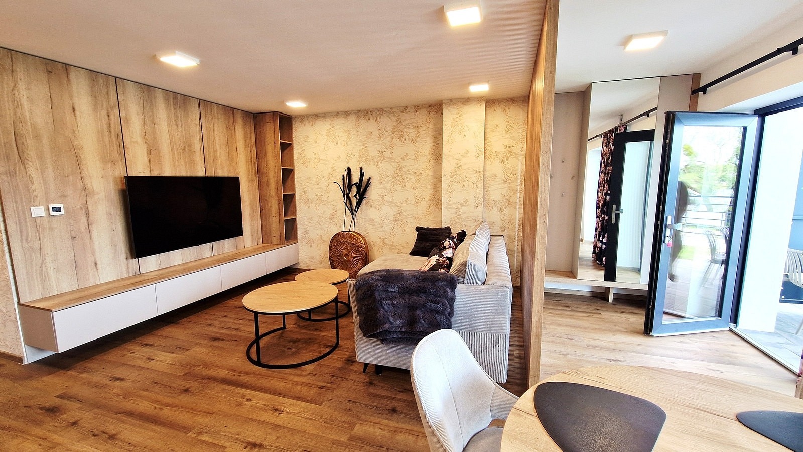Pronájem bytu 2+kk 54 m² – další