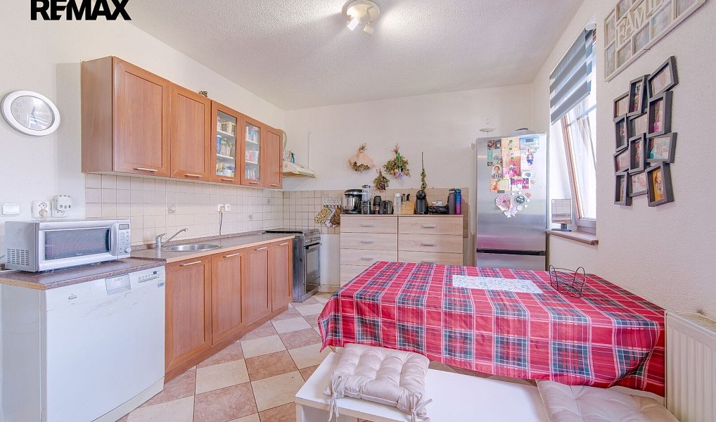 Prodej domu 332 m² s pozemkem 104 m², Aš – náhled fotky 8