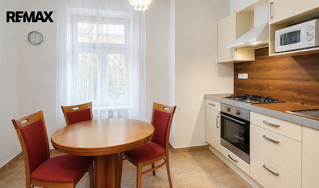 Pronájem bytu 2+1 62 m², Karlovy Vary – náhled fotky 2