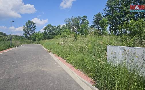 Prodej stavebního pozemku 931 m², Čepí, okres Pardubice