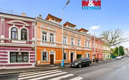 Prodej domu 360 m² s pozemkem 333 m², Emilie Dvořákové, Teplice - Trnovany
