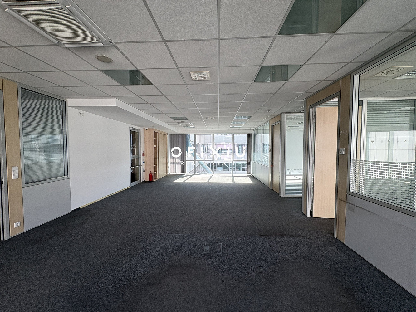 Pronájem kanceláře 1 006 m²