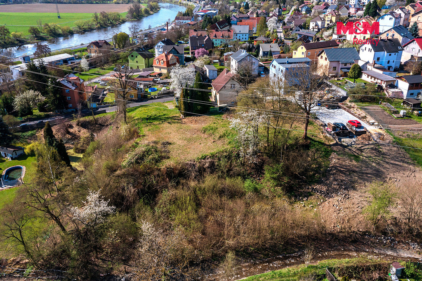 Prodej stavebního pozemku 2 812 m² – fotografie 3