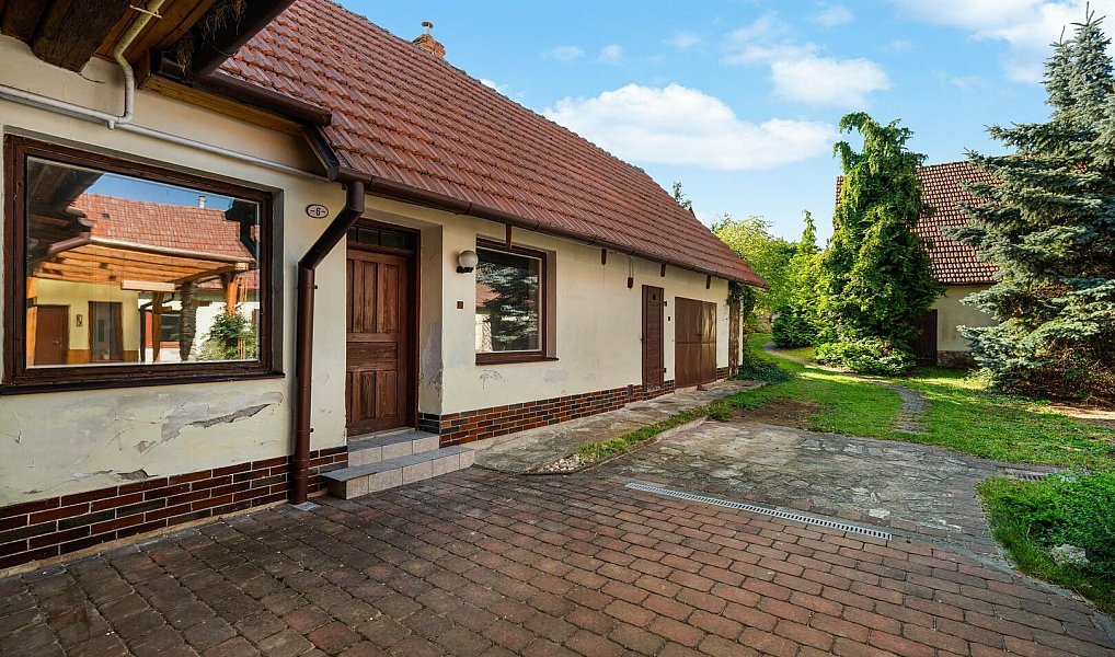 Prodej domu 140 m² s pozemkem 1 388 m², Rapotice – náhled fotky 3