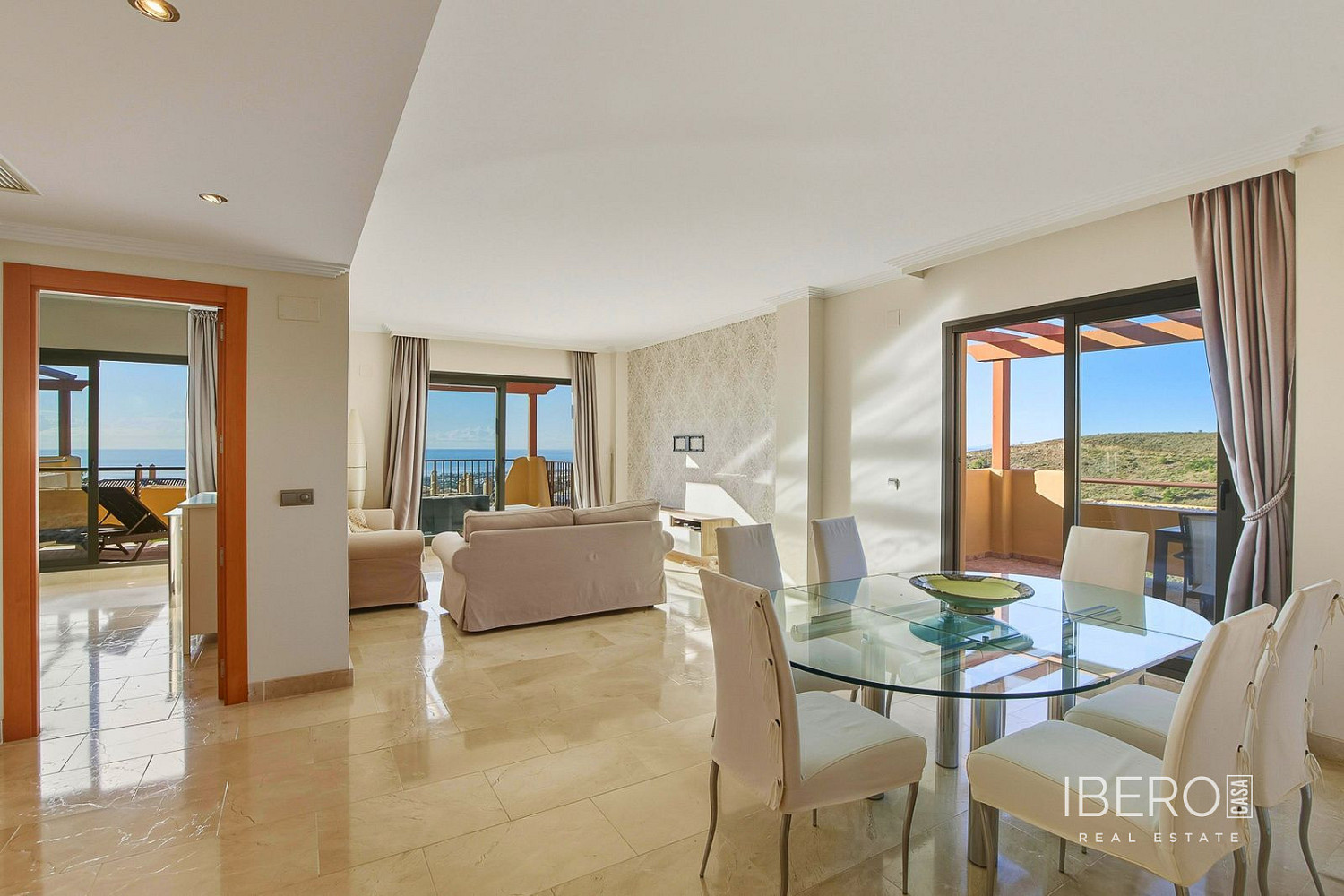 Piso 3+kk – Benahavís, La Cocha, Costa del Sol Occidental - Vista 3