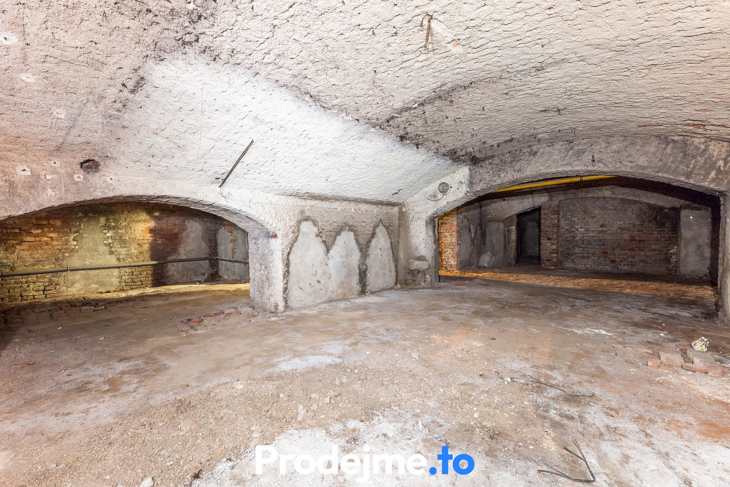 Pronájem skladovacích prostor 226 m² – fotografie 4