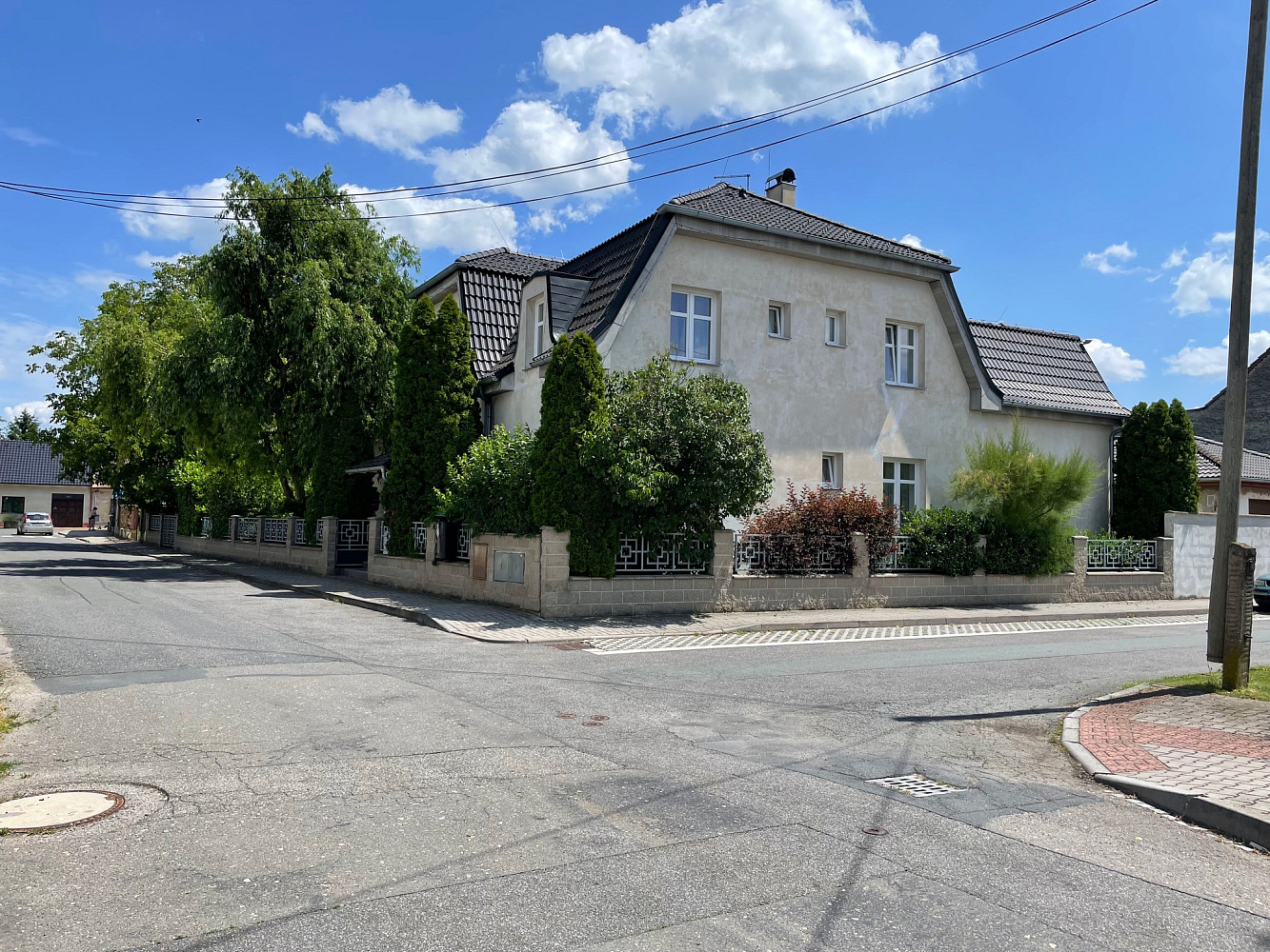 Prodej nájemního domu, činžáku 408 m²