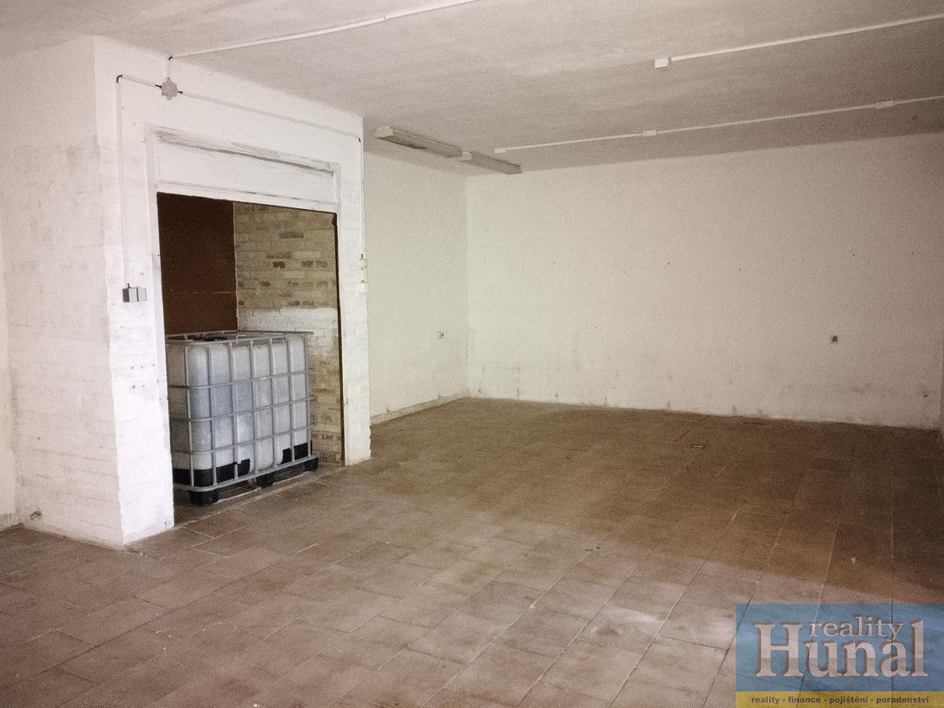 Prodej obchodních prostor 110 m² – fotografie 4