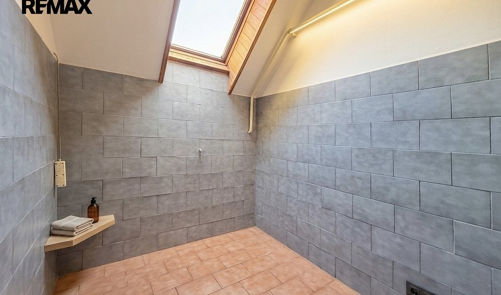 Prodej ubytovacího objektu 450 m², Vimperk – náhled fotky 14