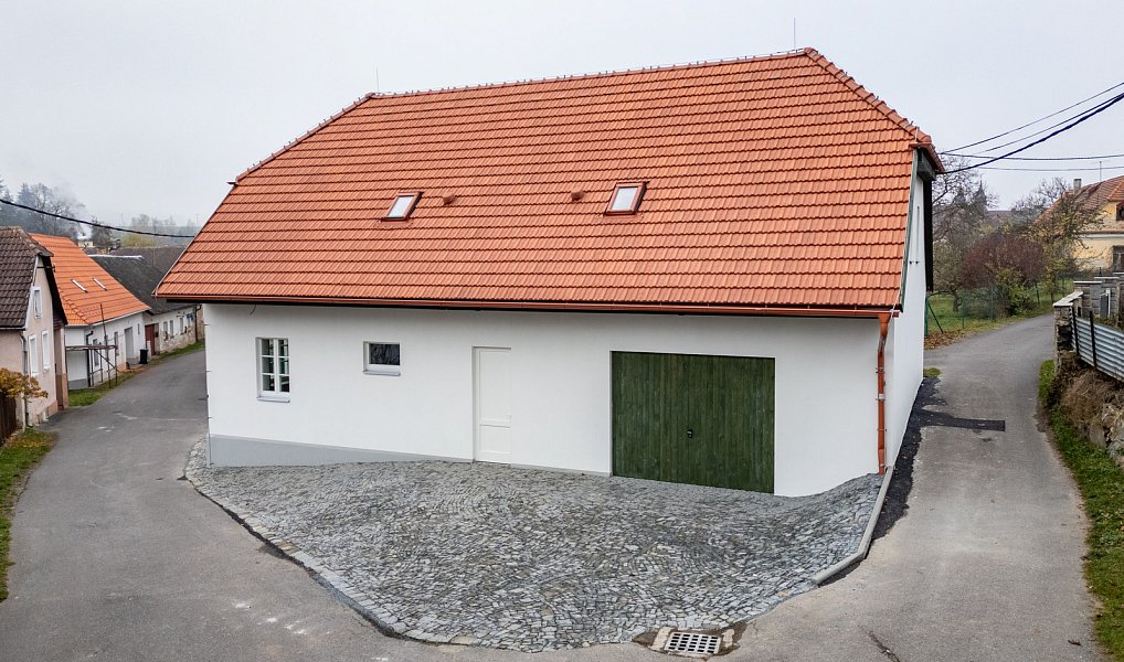 Prodej domu 200 m² s pozemkem 151 m², Rožmitál pod Třemšínem – náhled fotky 3