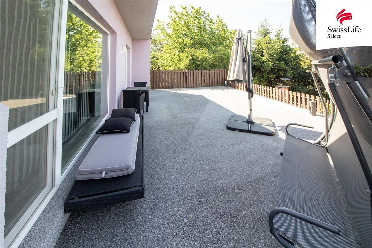 Prodej domu 190 m² s pozemkem 374 m² — photo 3