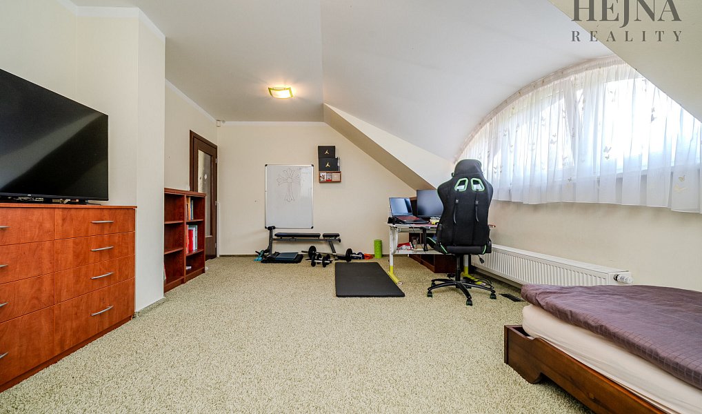Prodej domu 311 m² s pozemkem 1 321 m², Havířov – náhled fotky 18