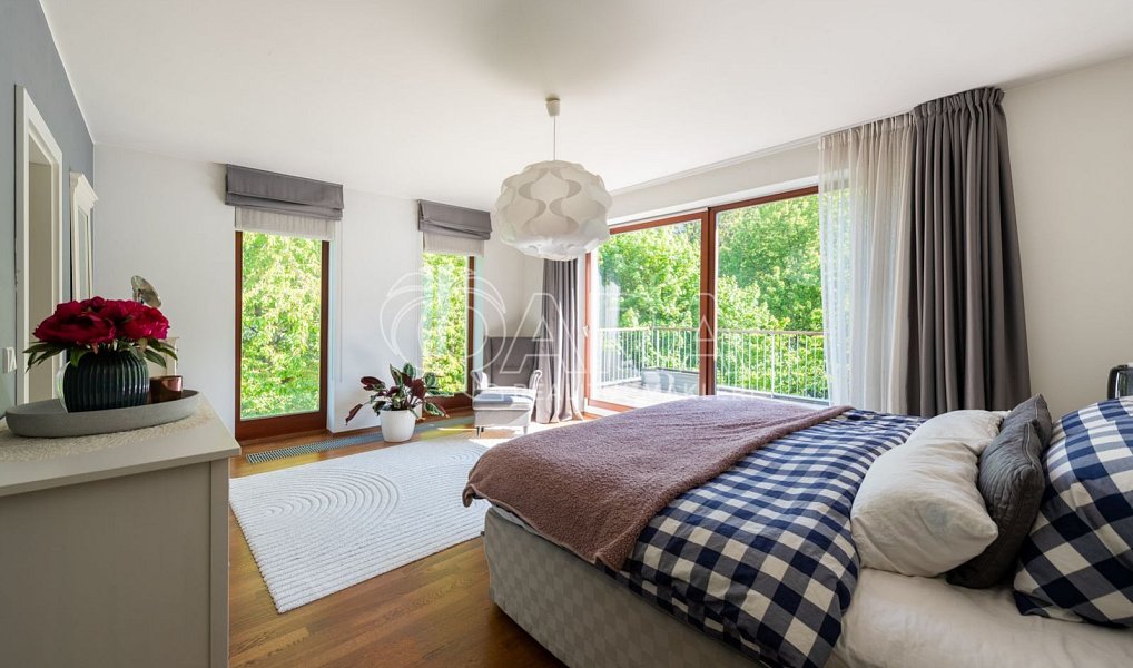 Prodej domu 285 m² s pozemkem 848 m², Statenice – náhled fotky 14