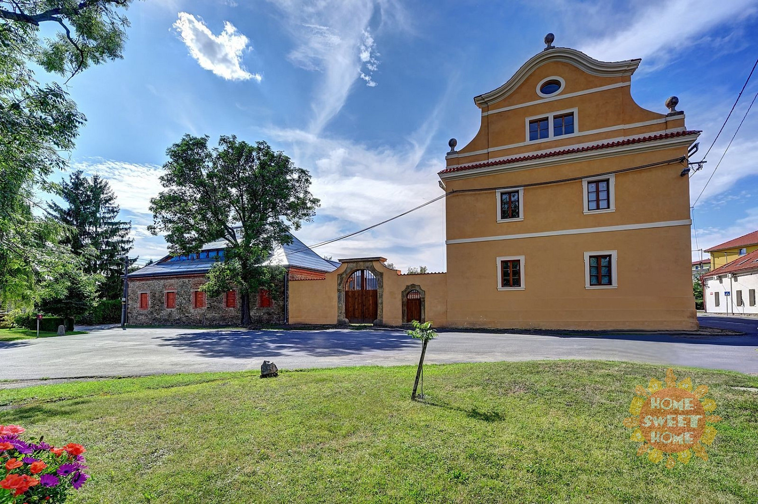 Prodej komerčního objektu (jiného typu) 1 761 m²