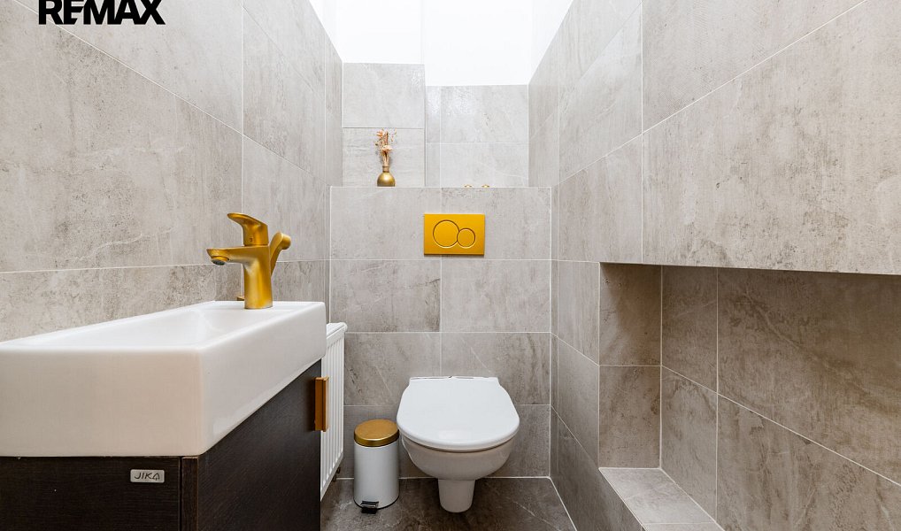 Pronájem bytu 2+1 86 m², Praha – náhled fotky 9