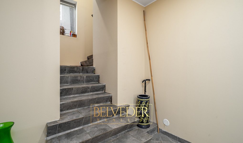 Prodej domu 250 m² s pozemkem 1 009 m², Mikulov – náhled fotky 16