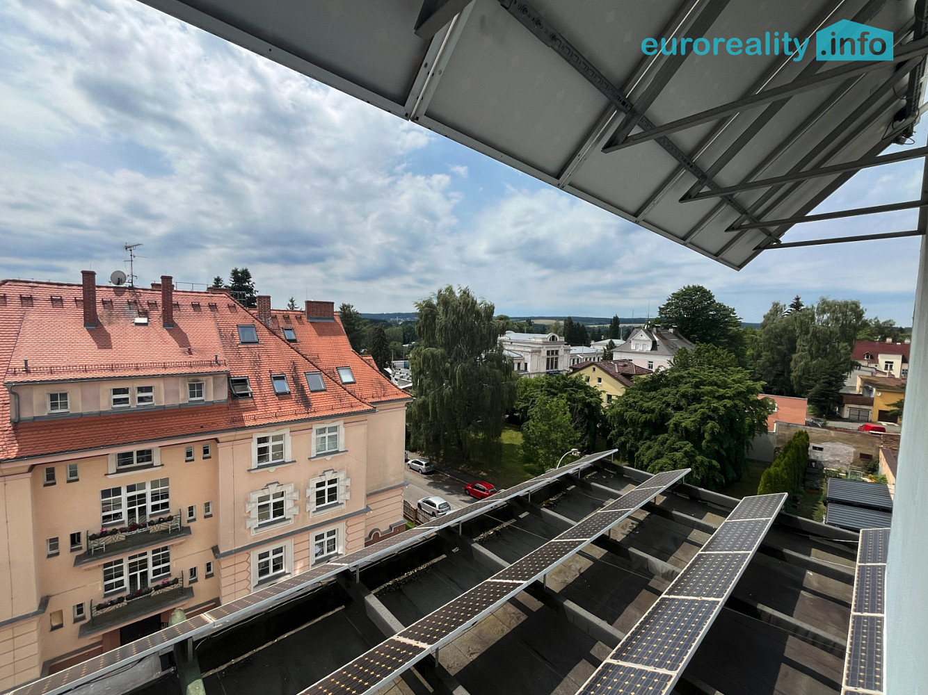 Pronájem obchodních prostor 90 m² – fotografie 5