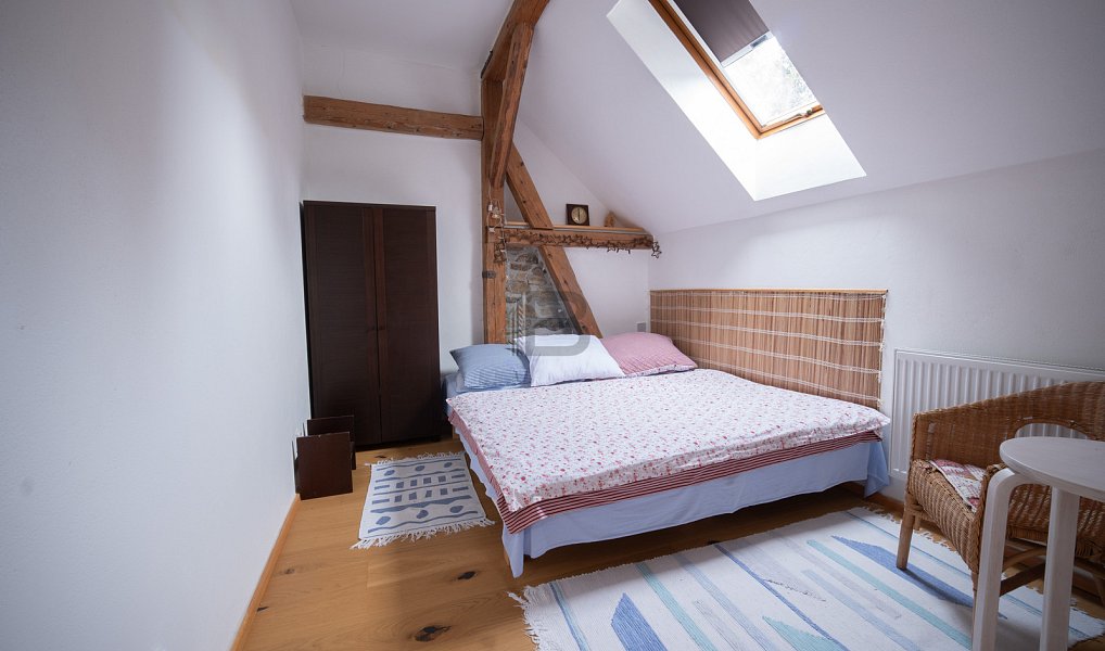 Prodej chaty/chalupy 242 m² s pozemkem 1 129 m², Kašperské Hory – náhled fotky 12