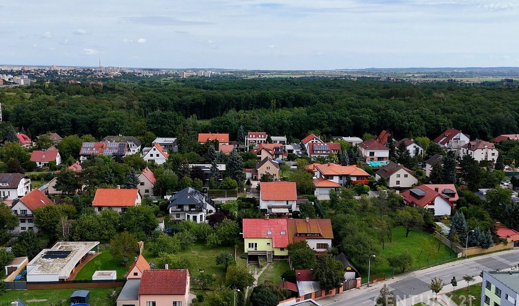 Prodej domu 193 m² s pozemkem 527 m², Praha – náhled fotky 36