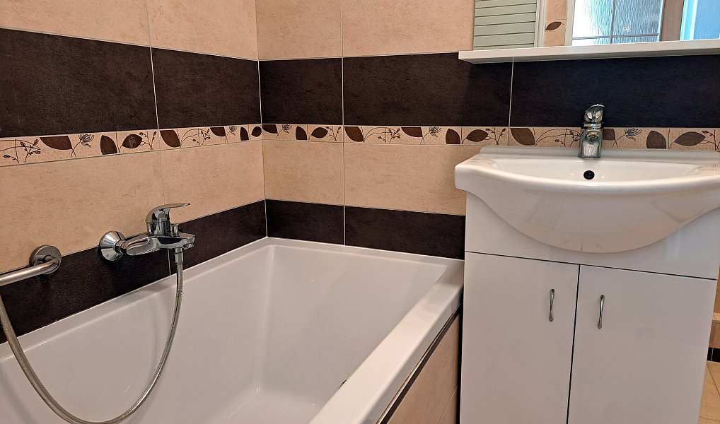 Prodej bytu 1+1 35 m², Hradec Králové – náhled fotky 7