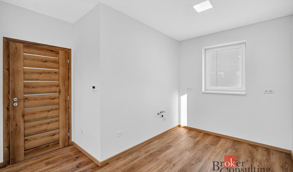Prodej bytu 2+kk 56 m², Valtice – náhled fotky 11