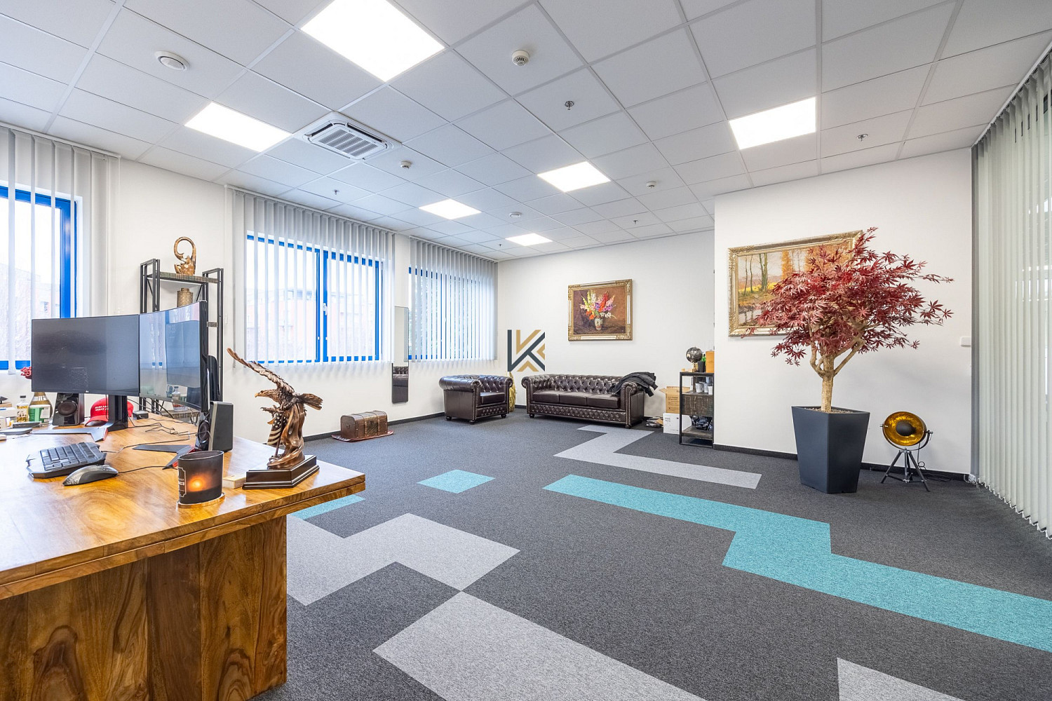 Pronájem kanceláře 1 030 m² – fotografie 4