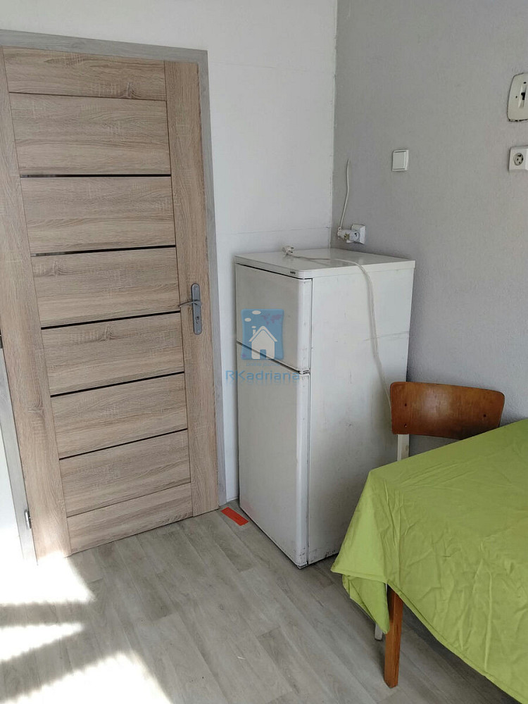 Pronájem pokoje 15 m² – fotografie 5