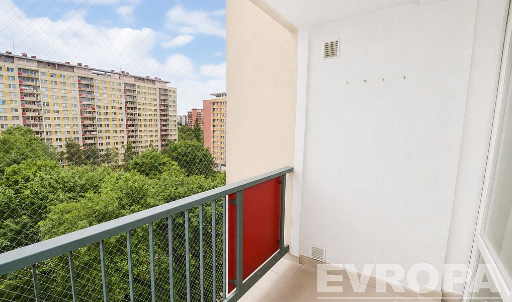 Prodej bytu 2+1 62 m², Praha – náhled fotky 15