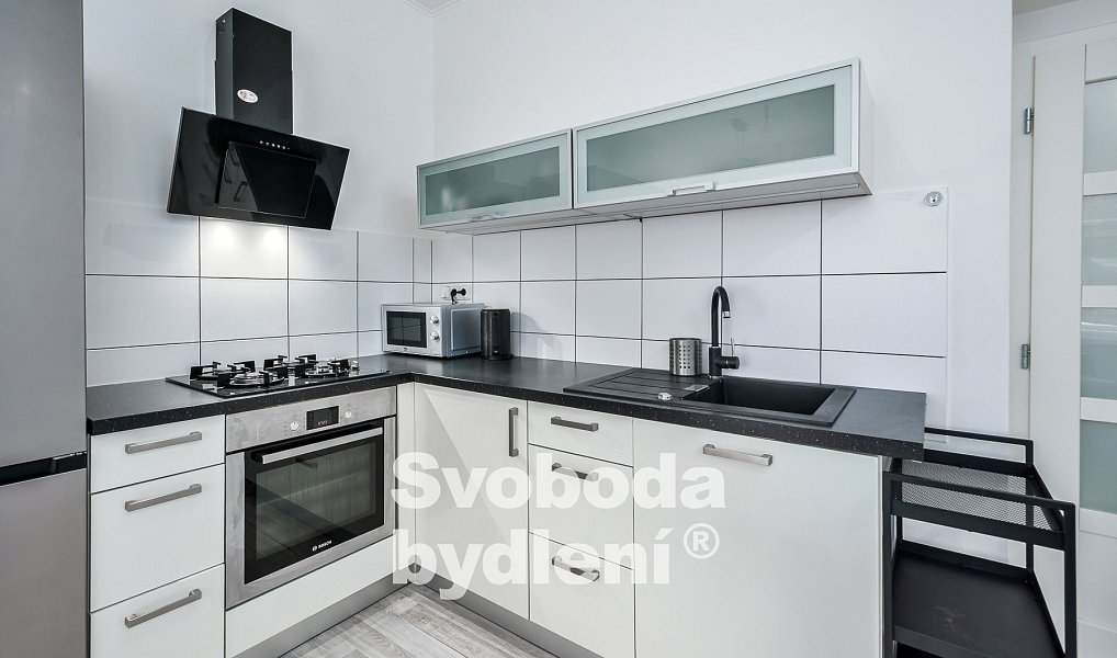 Pronájem bytu 2+kk 51 m², Praha – náhled fotky 3