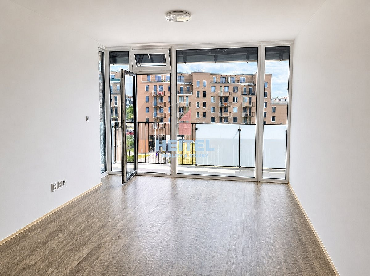 Pronájem bytu 2+kk 56 m²