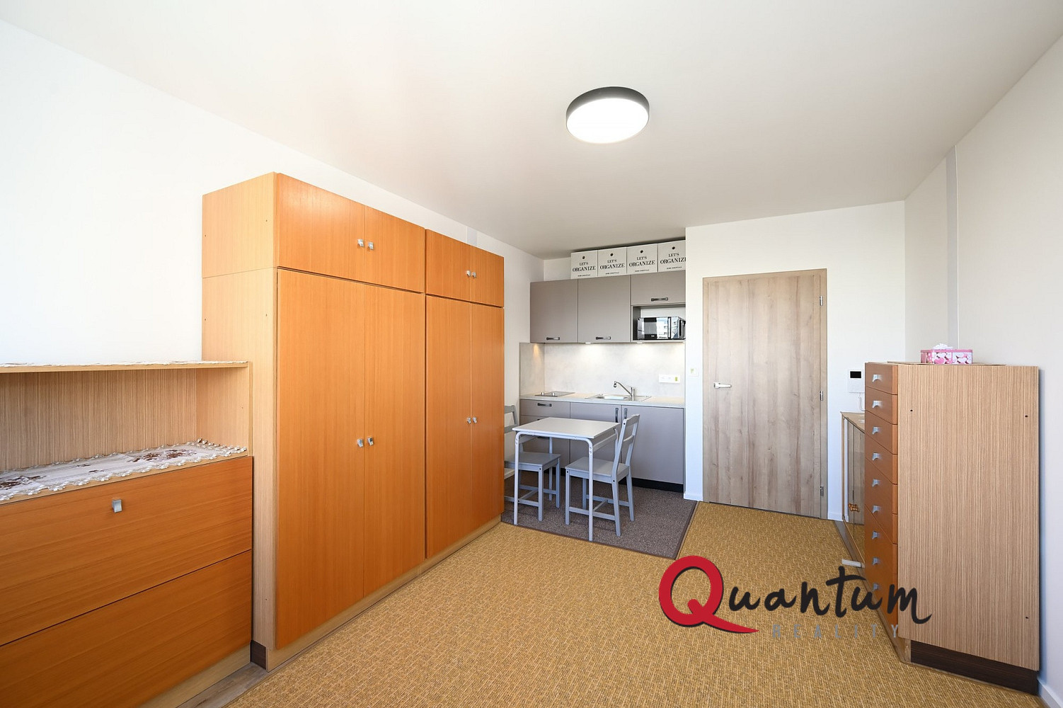 Pronájem bytu 1+kk 27 m² – fotografie 3