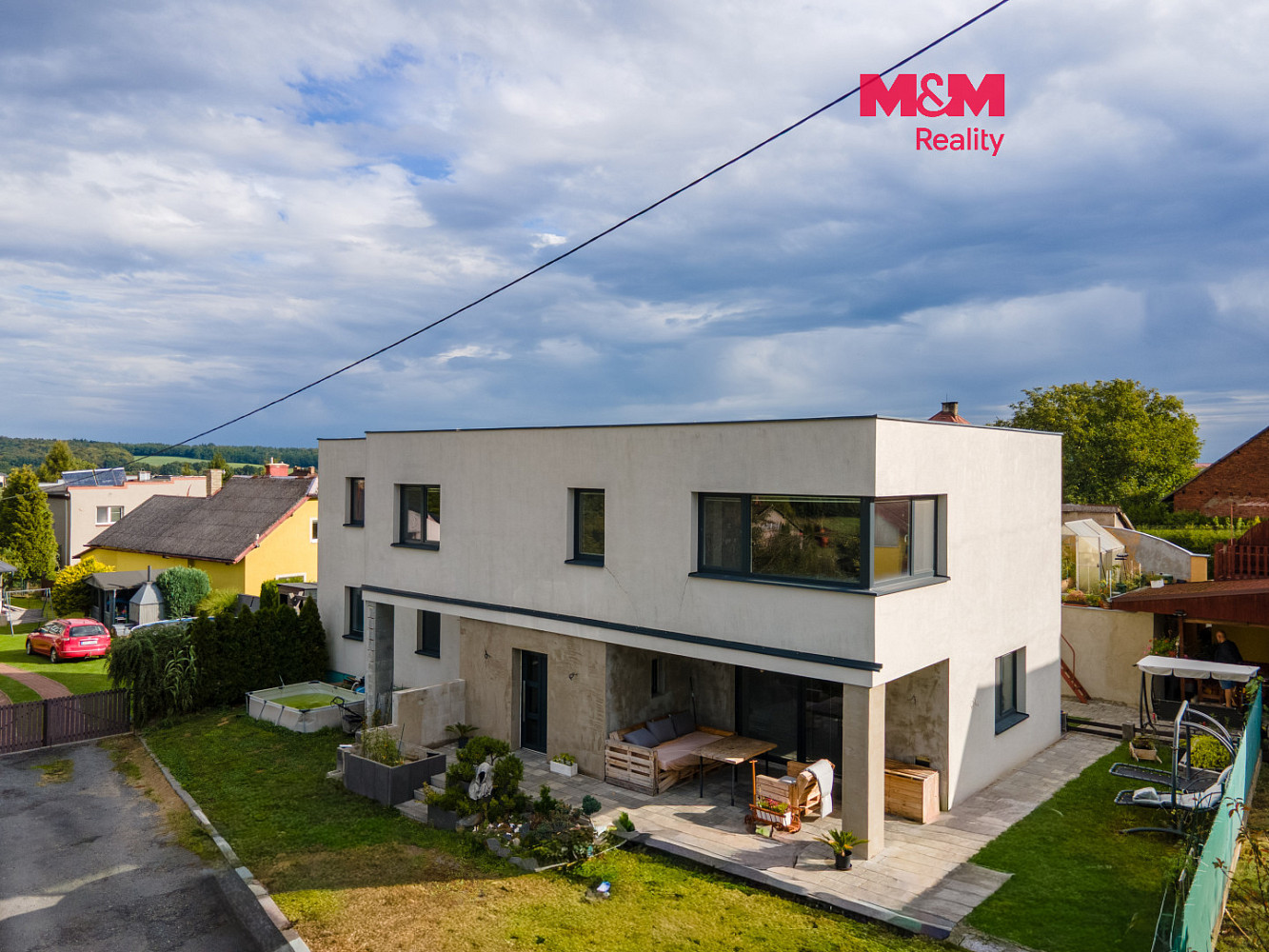 Prodej domu 240 m² s pozemkem 345 m²