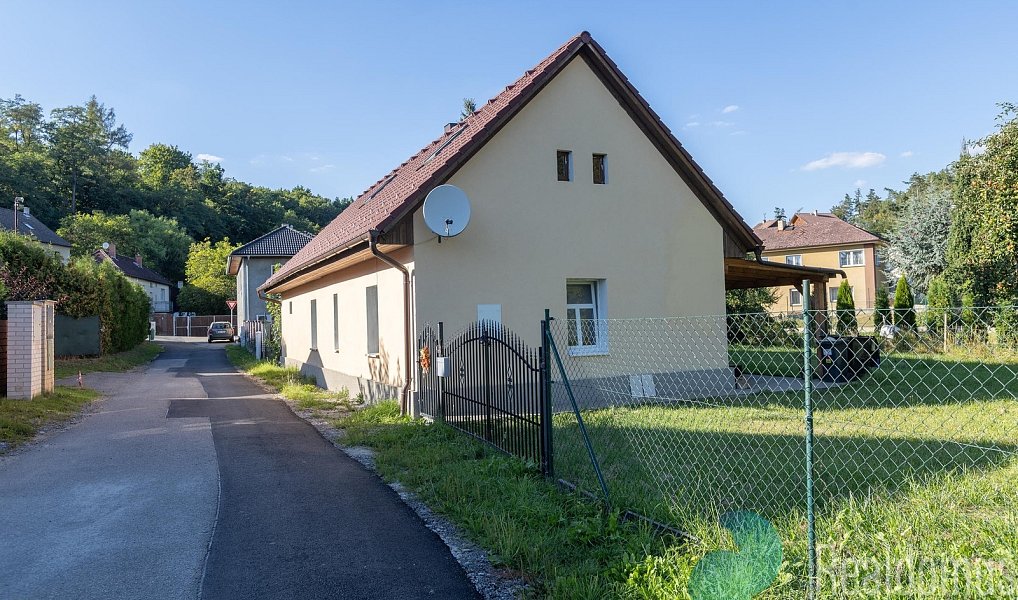 Prodej domu 143 m² s pozemkem 477 m², Nespeky – náhled fotky 18