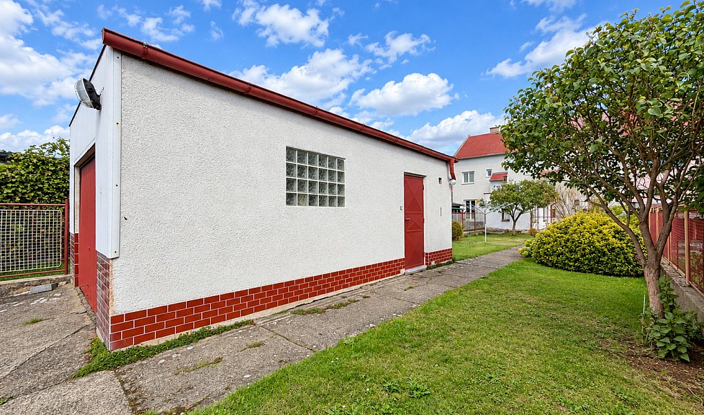 Prodej domu 183 m² s pozemkem 402 m², Spořice – náhled fotky 34