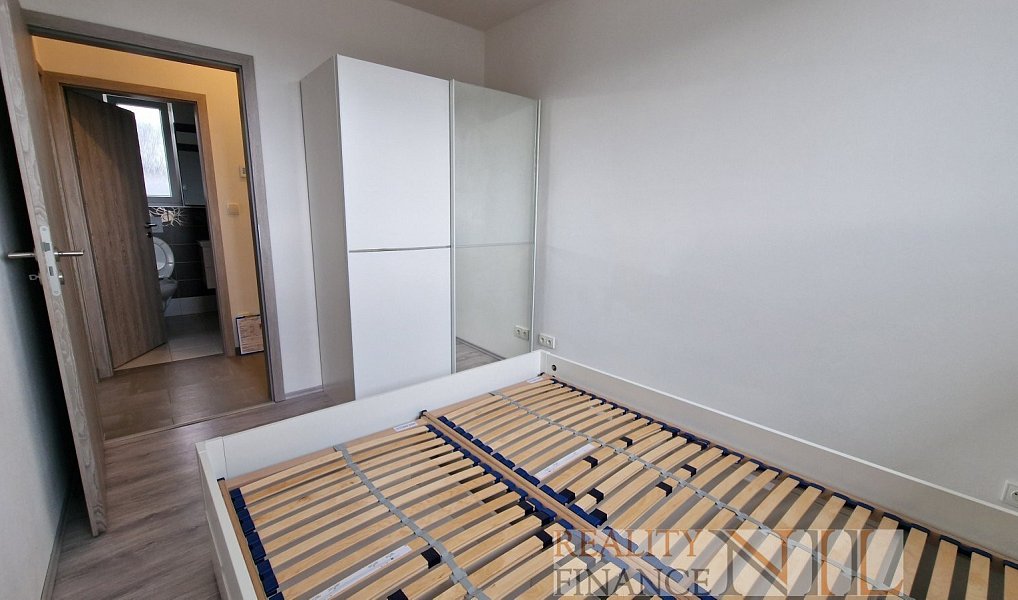 Pronájem bytu 2+kk 50 m², Město Touškov – náhled fotky 9