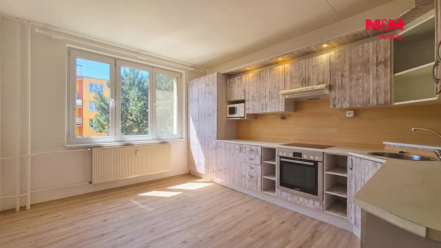 Pronájem bytu 1+1 38 m² — photo 2